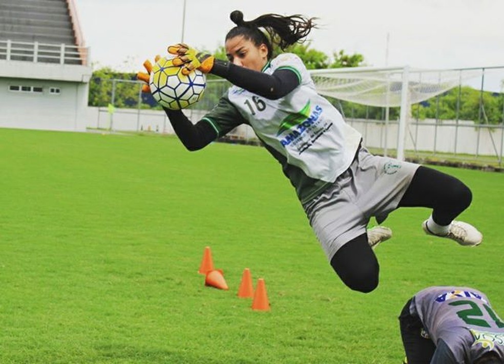 Goleira acreana Suelane Frota, 19 anos,  foi convocada para a Seleção Brasileira Feminina Sub-20 que representará o país durante a disputa da Copa do Mundo da categoria, na França, (Foto: Arquivo pessoal)