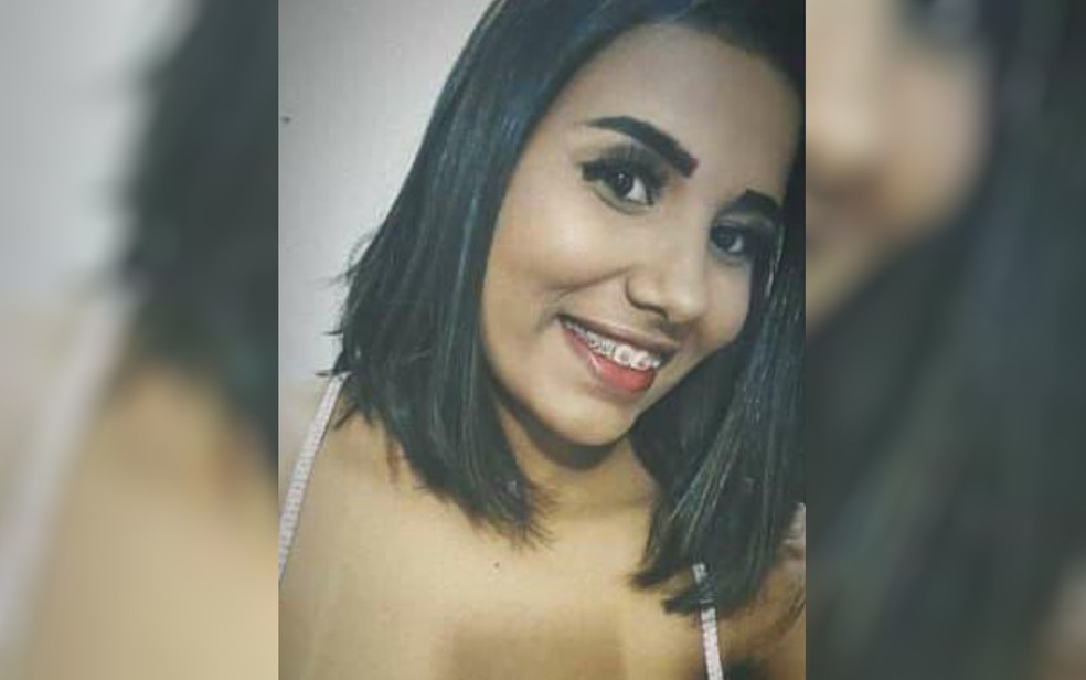 Lara Gabrielly Xavier, 18 anos, foi morta a tiros em Mozarlândia na frente de dezenas de testemunhas, em Goiás — Foto: Reprodução/Facebook
