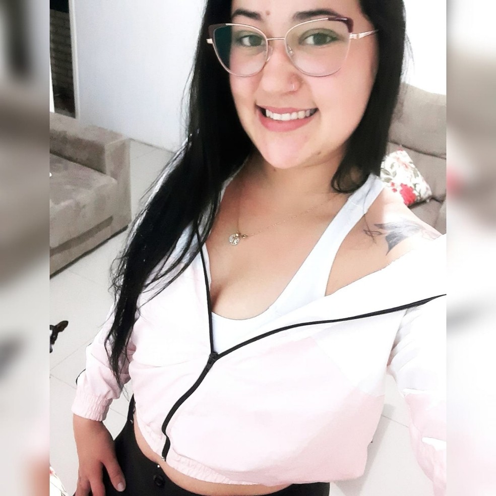 Tairane Bauer Macedo, de 24 anos, foi morta a tiros em São Lourenço do Sul — Foto: Reprodução / Facebook