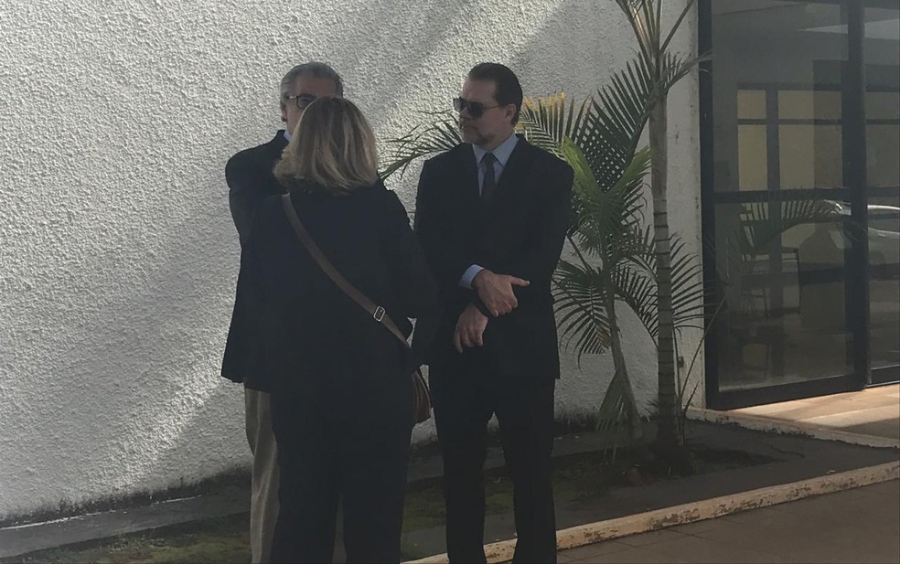 Presidente do STF, Dias Toffoli, no velório de Sigmaringa Seixas — Foto: Hamanda Viana/G1