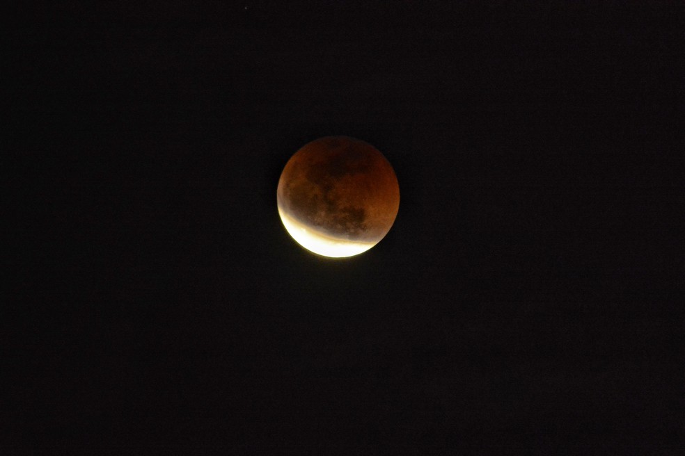Eclipse foi visto da capital potiguar (Foto: Ney Douglas)