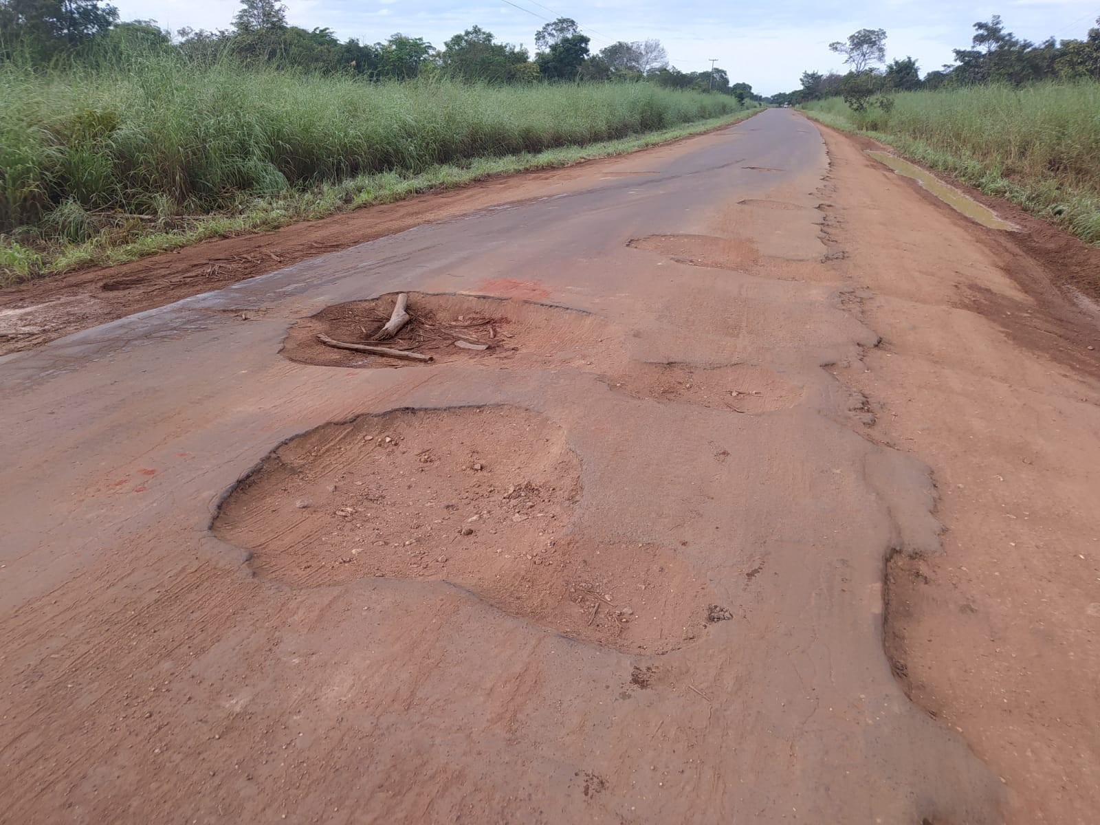 Governo do Piauí divulga lista de rodovias que serão recuperadas pelo DER nos próximos meses; veja