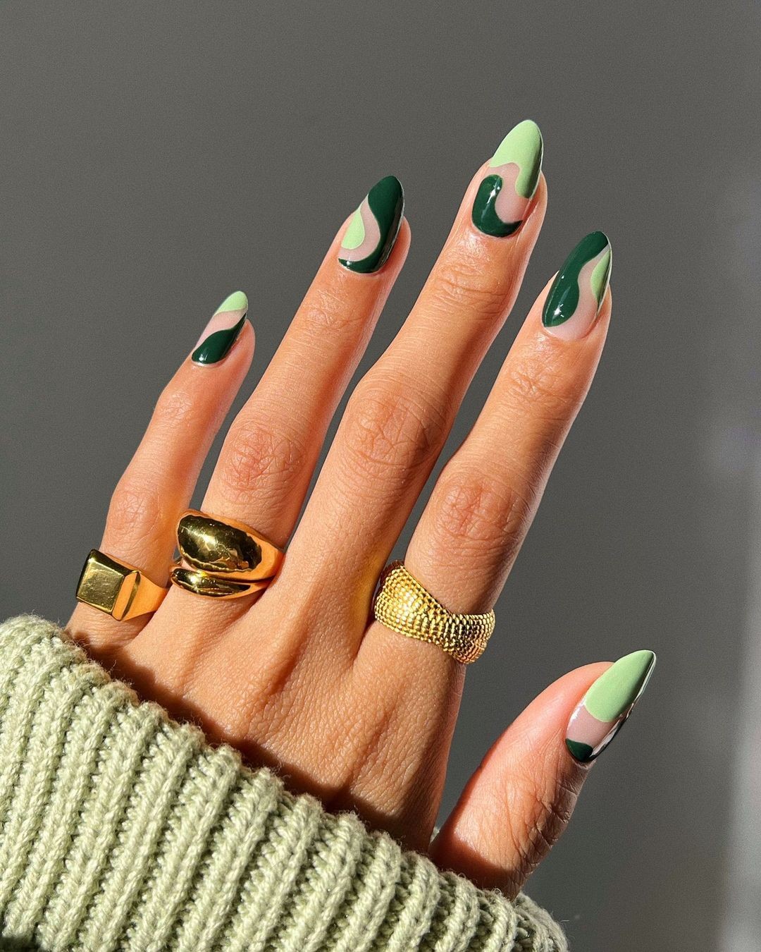 As cores de esmalte que são tendência para a nail art de inverno (Foto: Reprodução/Instagram)