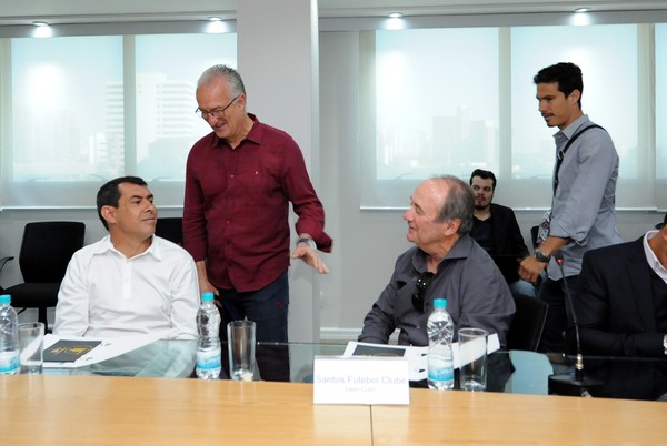 Capitães, técnicos e dirigentes se reúnem para discutir o Paulistão 2018