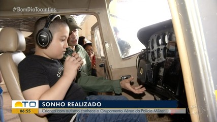 Grupamento Aéreo da PM realiza sonho de garoto com autismo