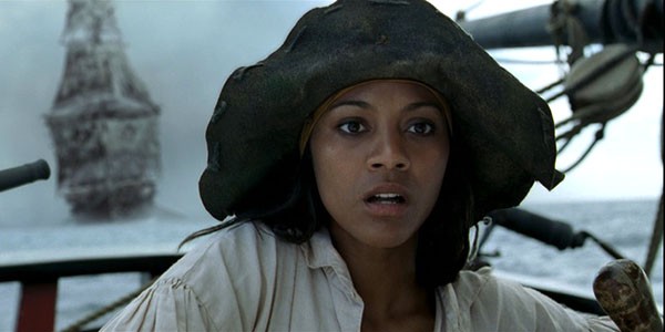 Piratas do Caribe: A Maldição do Pérola Negra (2003) - Zoe Saldaña (Foto: Reprodução)