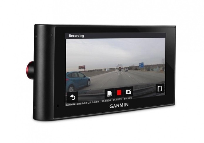 GPS inteligente monitora ações do motorista (Foto: Divulgação/Garmin)