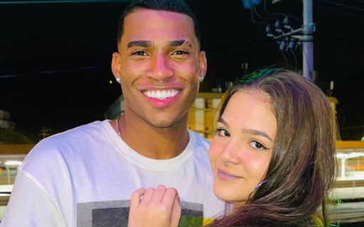 Mel Maia nega namoro com ex-Flamengo: "Vocês estão muito apressadinhos"