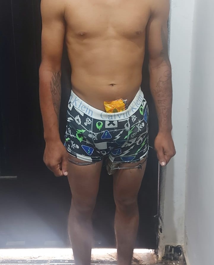 Visitante é preso ao tentar entrar em penitenciária com droga amarrada na virilha em MT