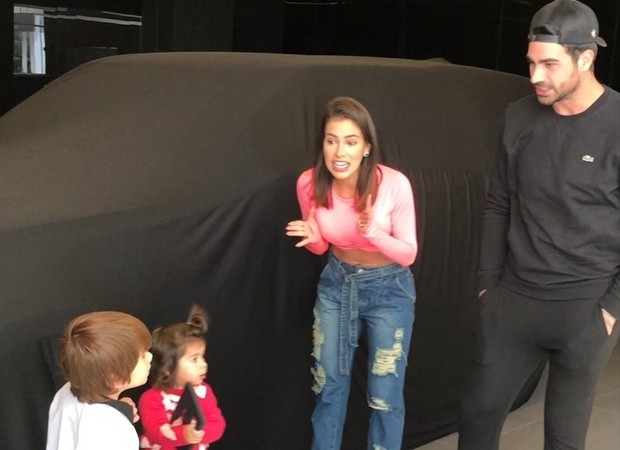 Adriana Sant'Anna e Rodrigão com os filhos (Foto: Reprodução/Instagram)