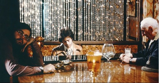 O músico Billy Joel em registro do início de sua carreira (Foto: Instagram)
