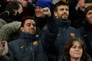 xavi pique bayer leverkusen x barcelona (Foto: Reuters)