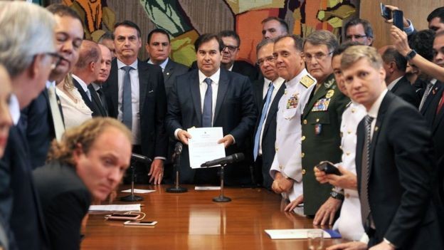 Bolsonaro depende de articulação no Congresso para conseguir aprovar a reforma da Previdência (Foto: J. BATISTA / CÂMARA DOS DEPUTADOS, via BBC News Brasil )