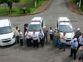 Quatro viaturas entregues em Passo Fundo compradas por R$ 240 mil  (Foto: Rodrigo Ziebell/SSP )