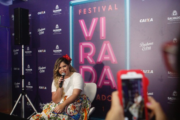 Marília Mendonça no Festival Virada Salvador 2018 (Foto: Ricardo Cardoso e Ícaro Cerqueira/Ed. Globo)