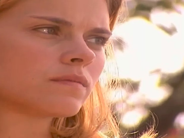 Camila é o papel de Carolina Dieckmann em Laços de Família (Foto: TV Globo)