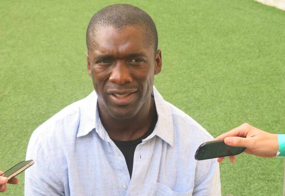 Seedorf vai comandar o La Coruña (Foto: Victor Canedo)