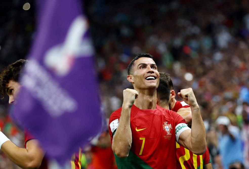 Cristiano Ronaldo comemora gol em Portugal x Uruguai — Foto: Lee Smith/Reuters