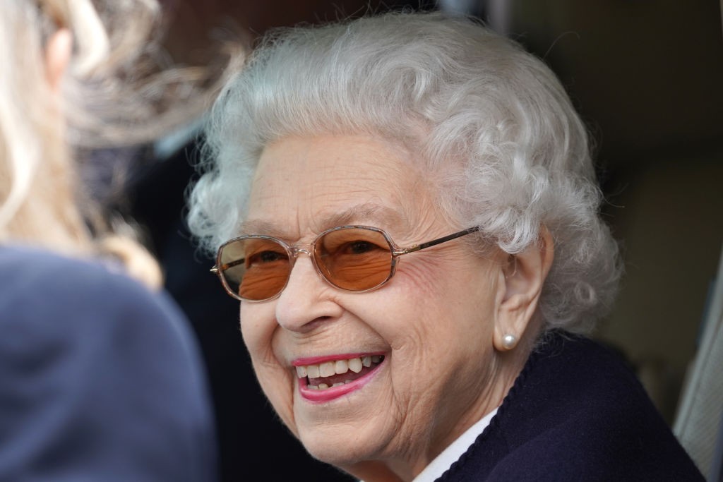 Queen Elizabeth II at the Royal Windsor Horse Show, Windsor. Picture date: Friday May 13, 2022. (Photo by Steve Parsons/PA Images via Getty Images) (Foto: PA Images via Getty Images)