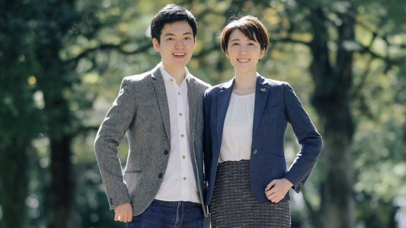 Kotaro Usui e Mari Inoue decidiram não se casar até que a lei do sobrenome seja alterada (Foto: MARI INOUE)