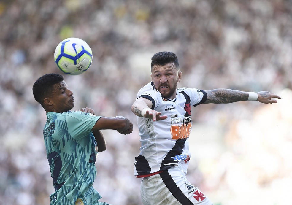 Rossi n�o fica no Vasco em 2020 � Foto: Andr� Dur�o