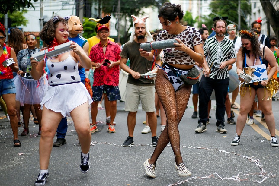 Carnaval: tendências para a folia encontram vez na liberdade e nos corpos ainda mais à mostra