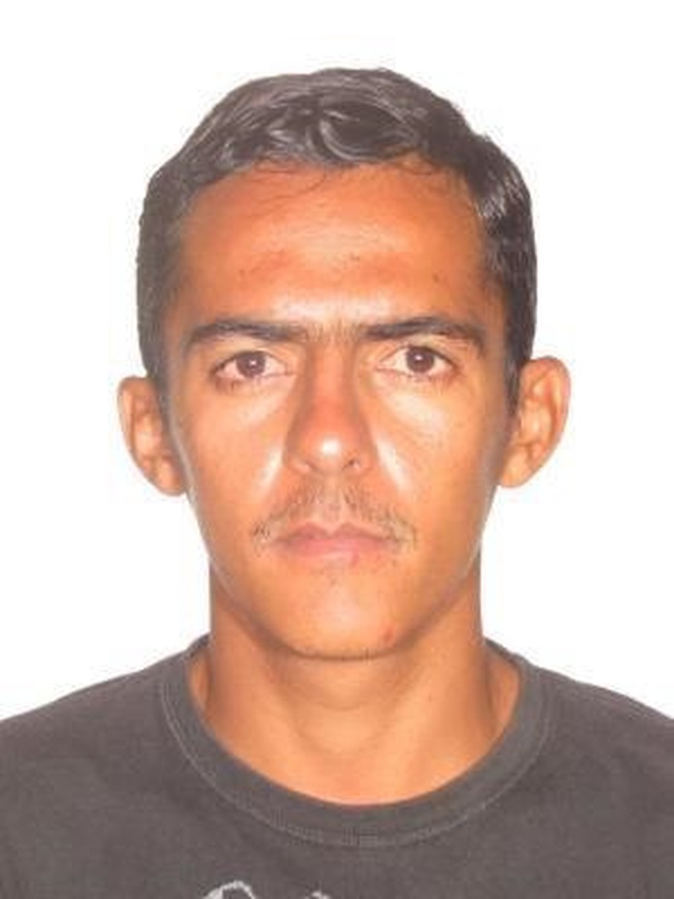 Kleilson Sales Araujo, conhecido como "zebra" é suspeito de matar cadeirante durante assalto a ônibus no DF — Foto: Polícia Civil/Divulgação 