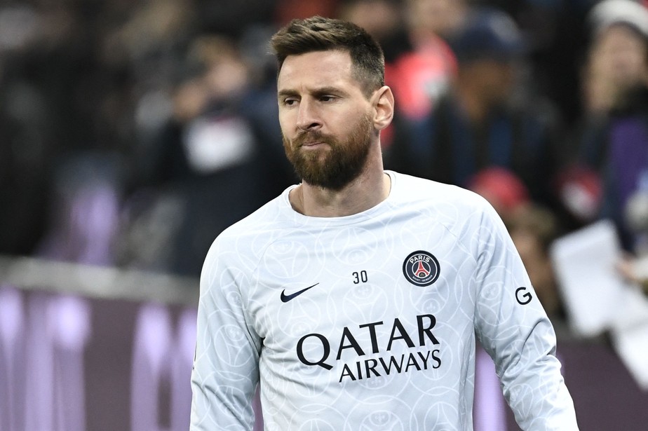 Lionel Messi foi vaiado na derrota do PSG para o Lyon