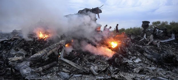 Destroços do avião da Malaysia Airlines que caiu na Ucrânia (Foto: Agência EFE)