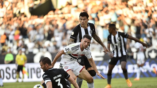 Botafogo x São Paulo: Carli, Calleri e Cuesta