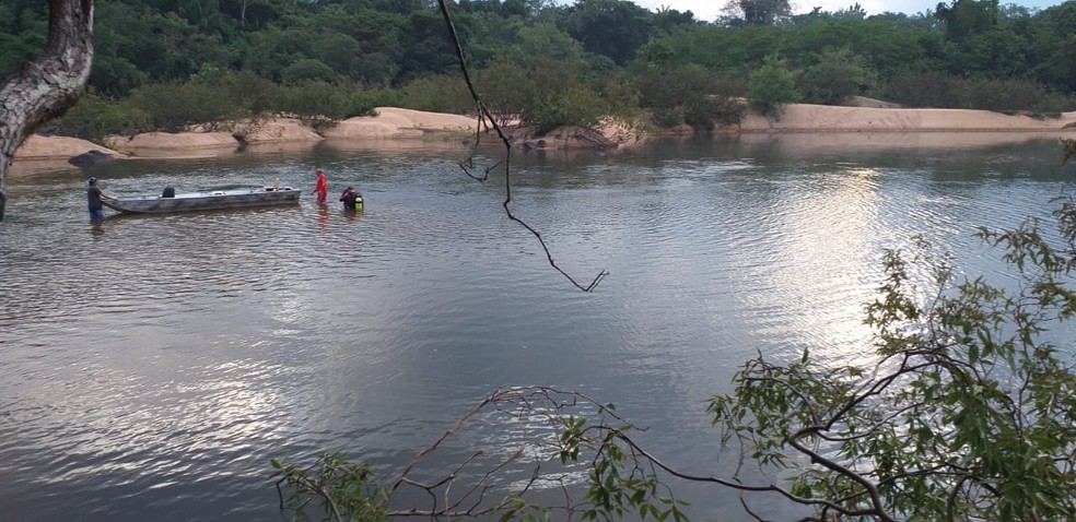 Rio Apiacás, em Nova Monte Verde, — Foto: Corpo de Bombeiros de Mato Grosso