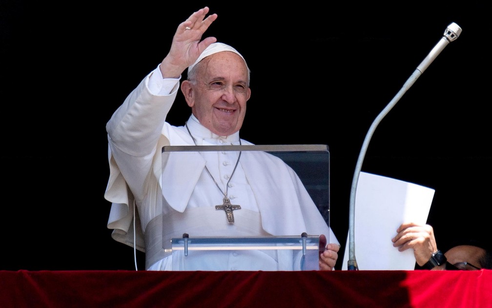 Número recorde pode ser explicado por canonizações coletivas, em que o papa reconhece de uma só vez a santidade de um grupo de mártires — Foto: Vatican Media/Handout via Reuters
