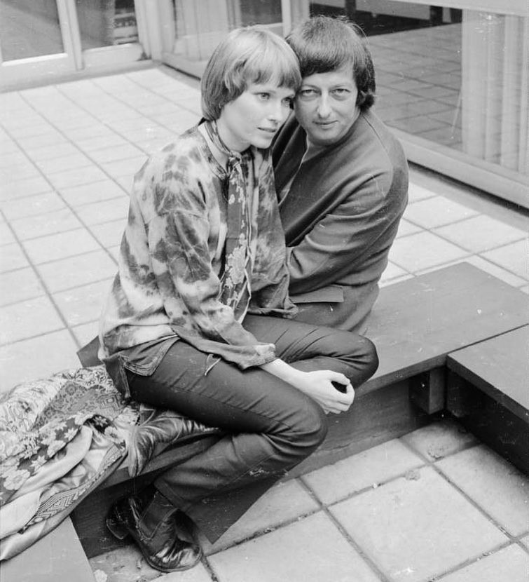 Mia Farrow e Andre Previn (Foto: Reprodução Instagram) Mia Farrow e Andre Previn (Foto: Reprodução Instagram)