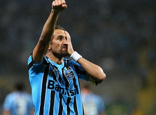 Grêmio vira dependente de Barcos, dono da metade dos gols da equipe
