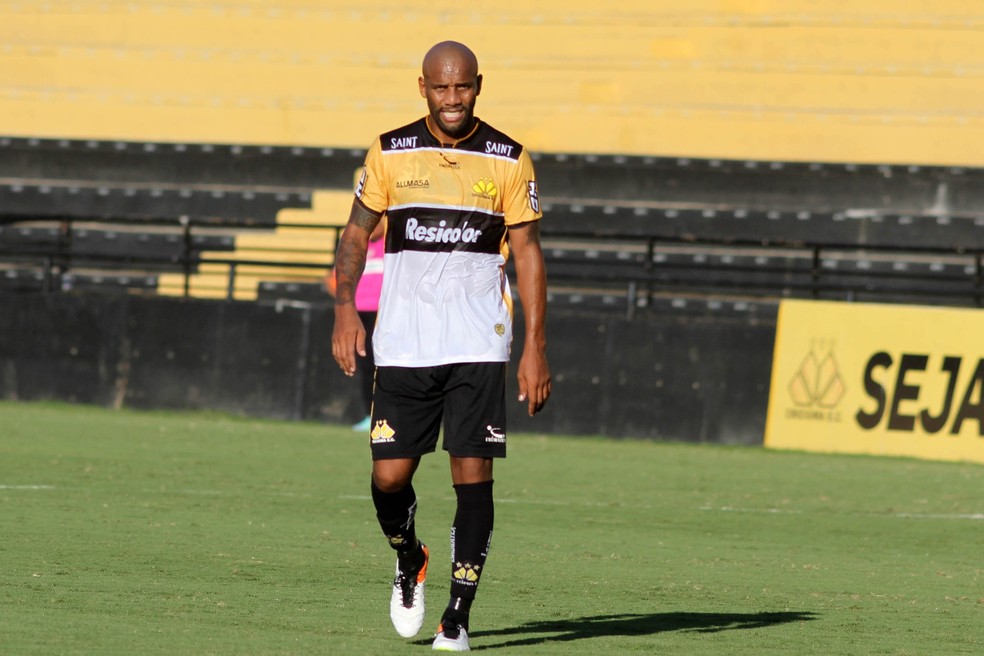 Maicon estava no Cricíuma até ano passado — Foto: Fernando Ribeiro/Futura Press