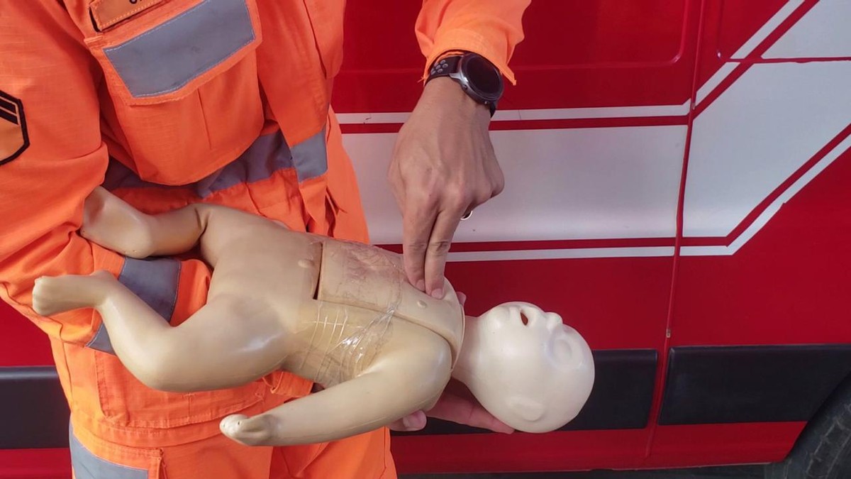Corpo de Bombeiros realiza curso sobre como prevenir e agir em casos de acidentes domésticos