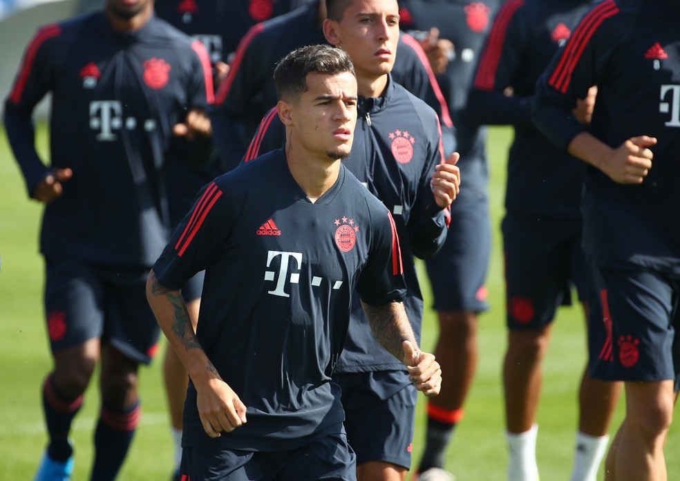 Philippe Coutinho em treino do Bayern: brasileiro sÃ³ foi titular uma vez em trÃªs jogos atÃ© aqui â Foto: Reuters