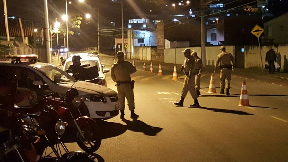 Ação policial em Balneário Piçarras (Foto: PM/Divulgação)