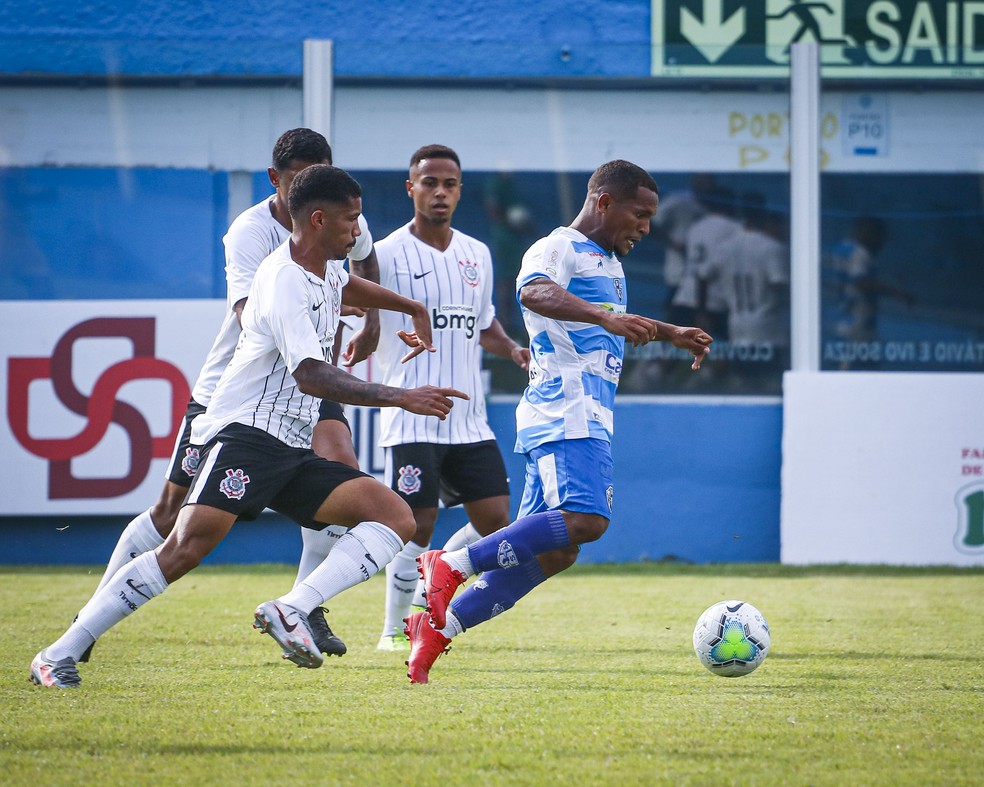 Em jogo de duas viradas, Corinthians vence o Paysandu no Brasileiro de Aspirantes