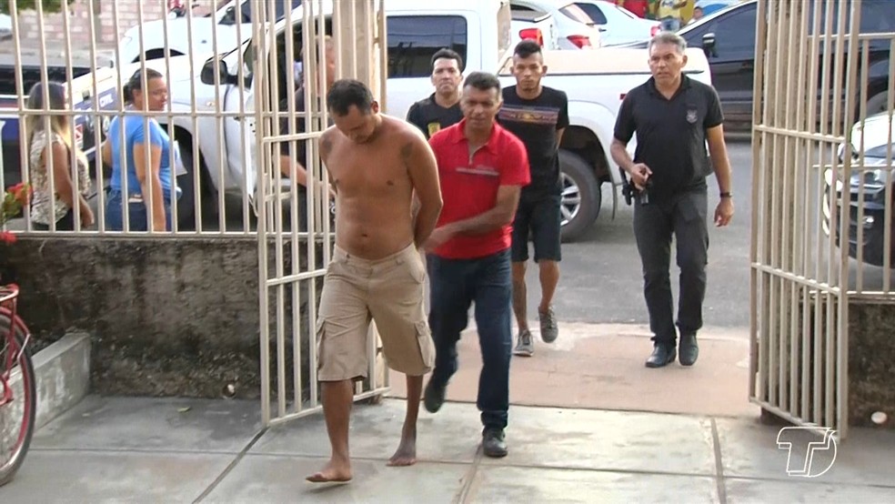 Segundo a PC, Neudimar Dutra e Olavo Magno Fonseca estariam utilizando um aplicativo de mensagens para planejar os crimes (Foto: ReproduÃ§Ã£o/TV TapajÃ³s)