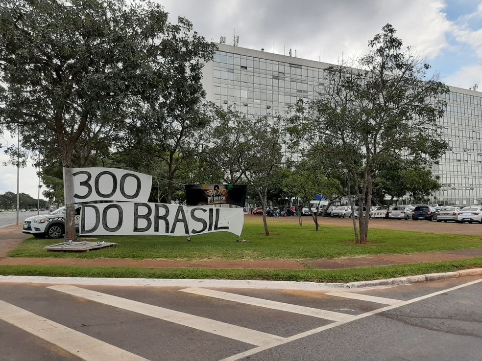Acampamento de apoiadores de Jair Bolsonaro em Brasília, em foto de maio de 2020 — Foto: Afonso Ferreira/G1
