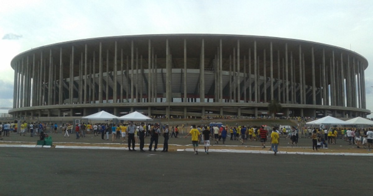 Estádio de Brasília registra segundo maior público da primeira fase da Copa  - Futebol - R7 Copa do Mundo 2014