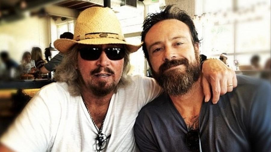Filho de Barry Gibb sobre luta contra as drogas: "Comi restos do lixo" -  Quem | QUEM News