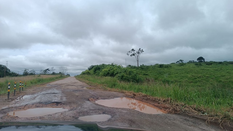 BR-364 no Acre — Foto: Tácita Muniz/g1