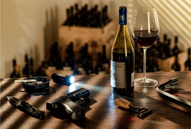 Nos Estados Unidos, quadrilhas especializadas se dedicam a roubar e falsificar alguns dos vinhos mais cobiçados do mercado  (Foto: Pict Estúdio)