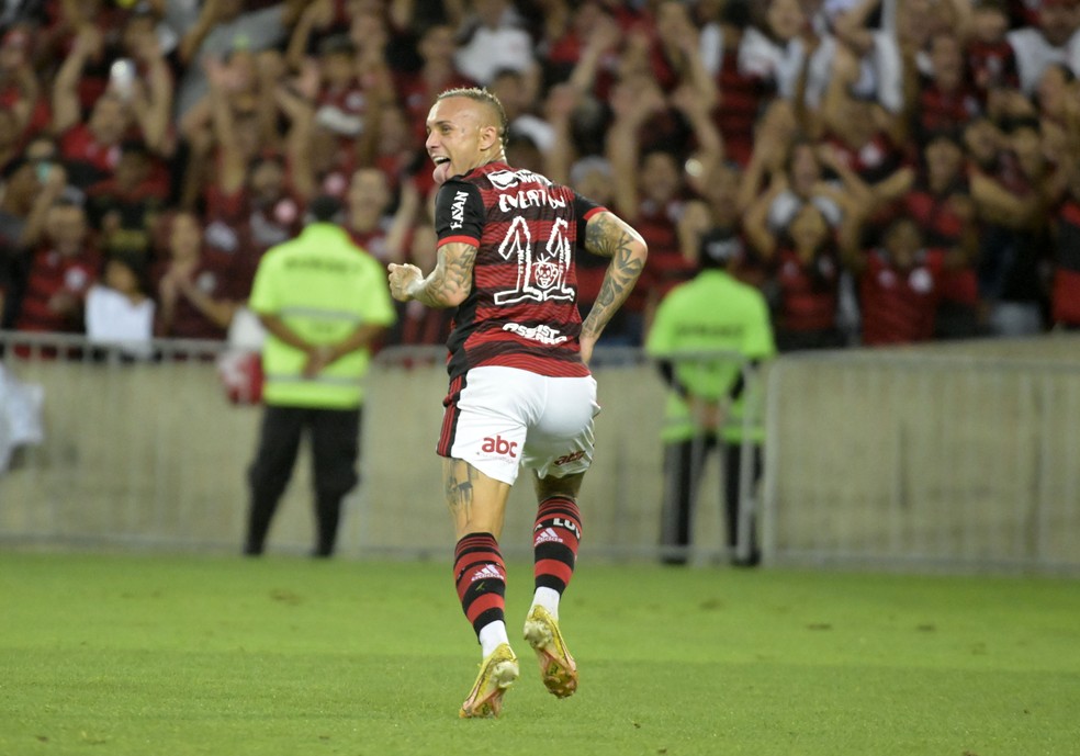 Everton Cebolinha, Flamengo x Atl&eacute;tico-MG, Brasileir&atilde;o &mdash; Foto: Andr&eacute; Dur&atilde;o