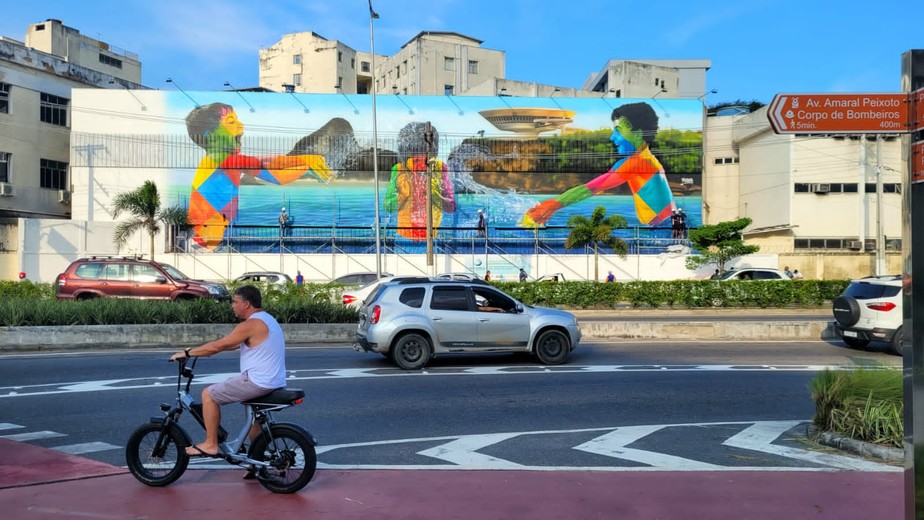 Mural no Centro de Niterói foi criado por Eduardo Kobra