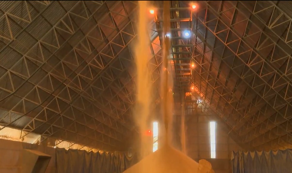 Produção de etanol de milho aumenta em MT — Foto: TV Centro América