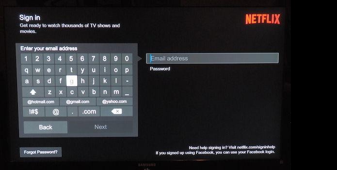 Fazendo login no Netflix em uma TV (Foto: Divulgação)