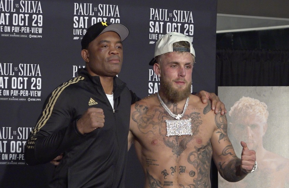 Anderson Silva e Jake Paul — Foto: Evelyn Rodrigues